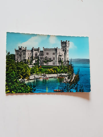 AK Trieste. Castello di Miramare.