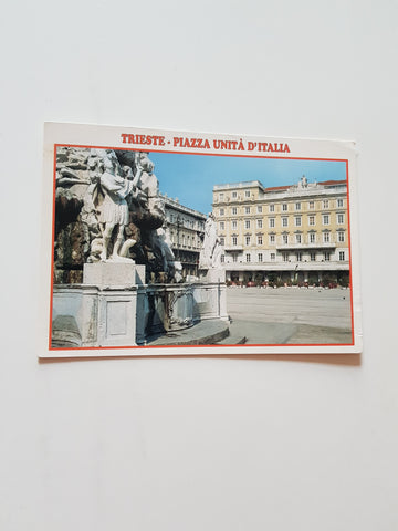 AK Trieste. Piazza Unita D'Italia.