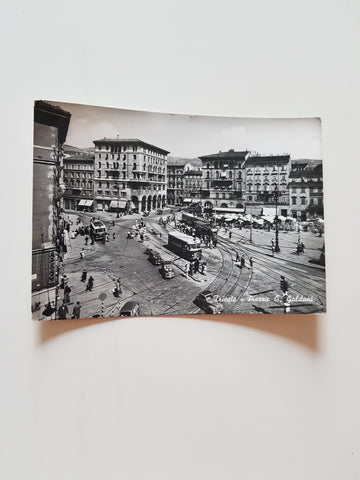 AK Trieste - Piazza C. Goldoni.