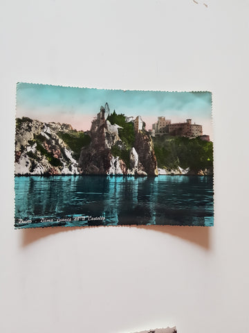 AK Duino - Dama Bianca ed il Castello.