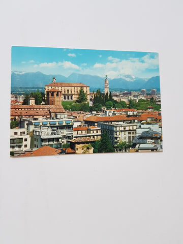 AK Udine. Panorama con Castello.