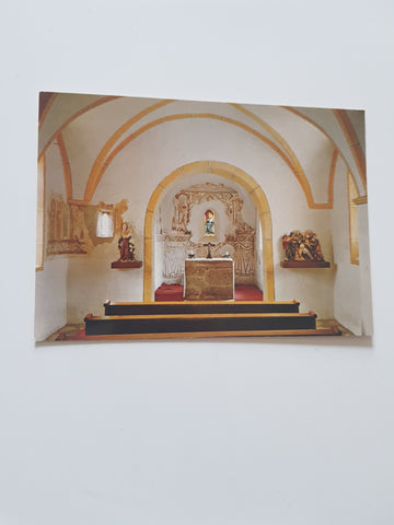 AK Maria Wörth. Winter- und Rosenkranzkirche mit Schnitzplastik einer Beweinung Christi.