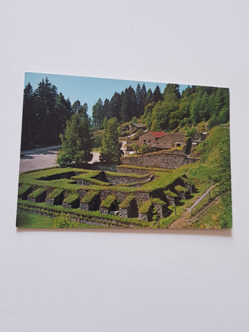 AK Kelt. röm. Ausgrabungen des Landes Kärnten auf dem Magdalensberg. Blick auf Tempelbezirk, Repräsentationshaus und Bäderbezirk.