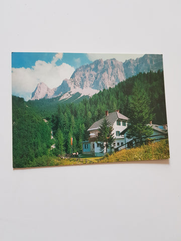 AK Karawanken. Koschutahaus des Touristenvereines Die Naturfreunde ob Zell Pfarre.