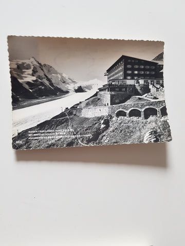 AK Kaiser Franz Josefhaus mit Grossglockner. Johannisberg und Pasterzengletscher.