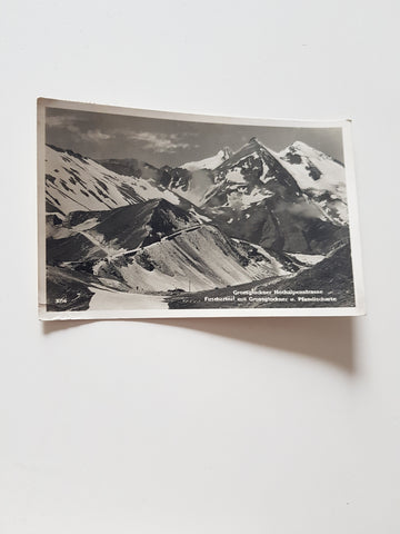 AK Großglockner Hochalpenstrasse Fuschertörl mit Großglockner und Pfandlscharte. (1935)