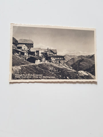 AK Großglockner Hochalpenstrasse Franz Josef Haus mit Schobergruppe. (1938)
