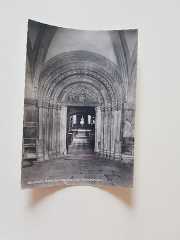 AK Millstatt. Romanisches Kirchenportal.