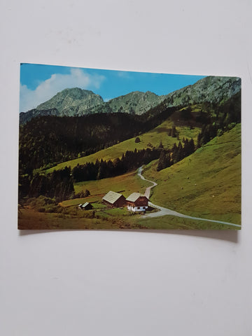 AK Almwirtschaft Möselalm mit Reißkofel.