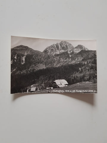 AK Naßfeldhütte mit Gartnerkofel.