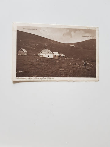 AK Grillitisch-, Schaf- Hütte auf der Koralpe. (1925)