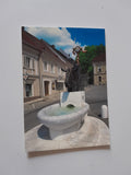 AK Bleiburg. Freyungsbrunnen. Kiki Kogelnik 1994.