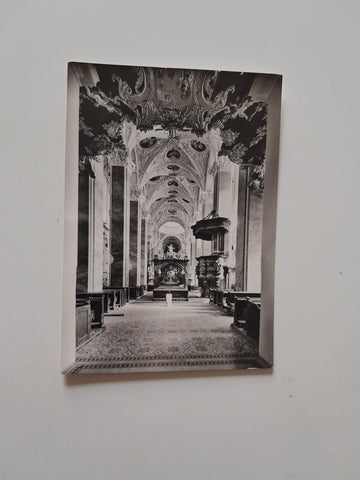 AK Wallfahrtskirche Mariazell. Blick vom Hauptportal nach Osten zur Gnadenkapelle und zum Kuppelraum.