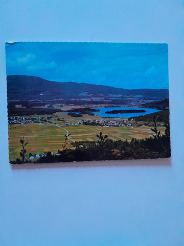 AK Blick von der Ruine Finkenstein auf Faak, Faaker See und Gerlitzen.