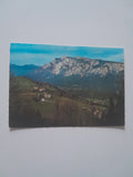 AK Dreiländereck Österreich Jugoslawien Italien. Blick vom Krainberg am Wurzenpass auf Pöckau und Berg Drobatsch.