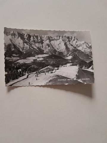AK Roßfeld-Hütte mit Untersberg.