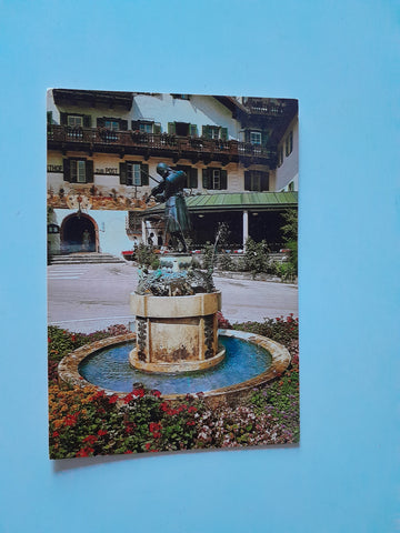 AK Mozartbrunnen in St. Gilgen am Wolfgangsee.