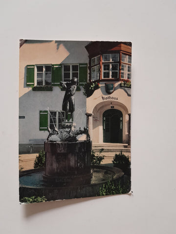 AK St. Gilgen am Wolfgangsee. Mozartbrunnen.