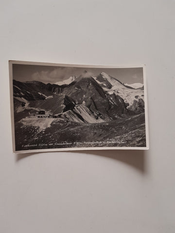 AK Fuschertörl mit Grossglockner Sonnenwelleck u. Fuscherkarkopf. (1935)