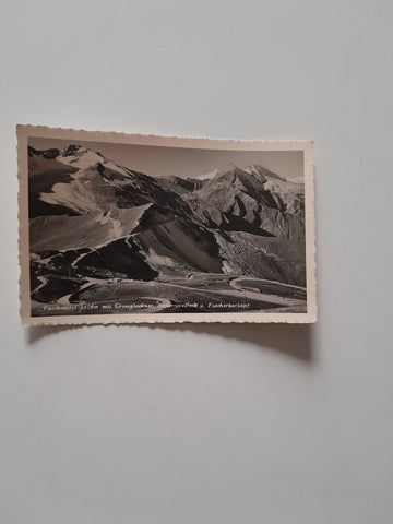 AK Fuschertörl mit Grossglockner, Sonnenwelleck u. Fuscherkarkopf. (1935)