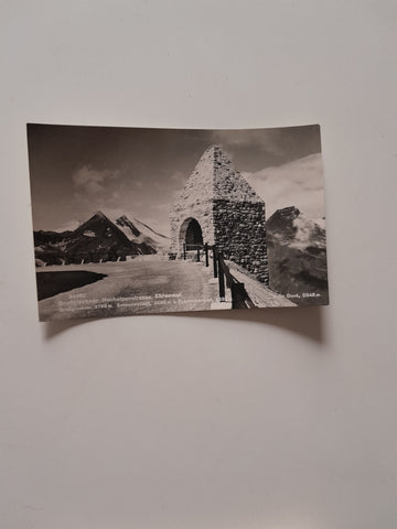 AK Großglockner Hochalpenstrasse Ehrenmal. (1939)