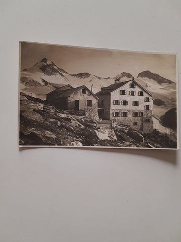 AK Kürsingerhütte mit Gr. Geier am Groß-Venediger.