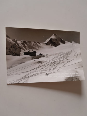 AK Skigebiet Gletscherbahn Kaprun. Krefelder Hütte geg. das Kitzsteinhorn.
