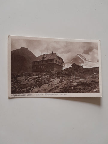 AK Krefelderhütte mit dem KItzsteinhorn.