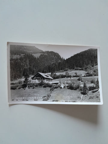 AK Jagdhaus Graf v. d. Recke Wald im Pinzgau.