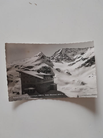 AK Rudolfshütte mit Tauernkogel. Kalser Bärenkopf. (1958)