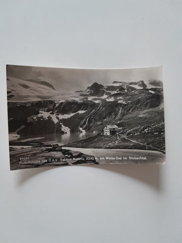 AK Rudolfshütte des Ö.A.V. am Weiß-See im Stubachtal.