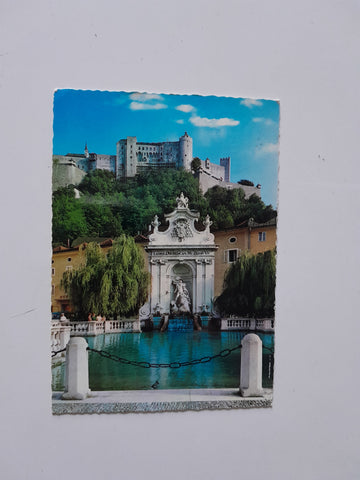 AK Salzburg. Pferdeschwemme am Kapitelplatz und Festung Hohensalzburg.