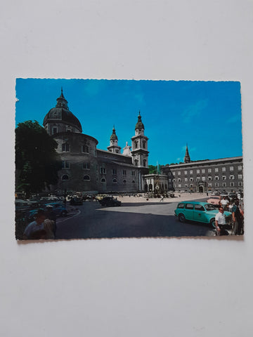 AK Salzburg. Residenzplatz mit Dom.
