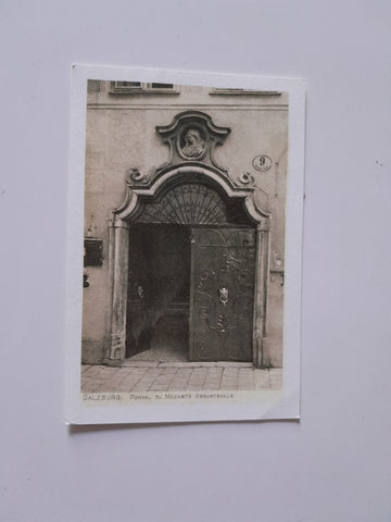 AK Salzburg. Portal zu Mozarts Geburtshaus.