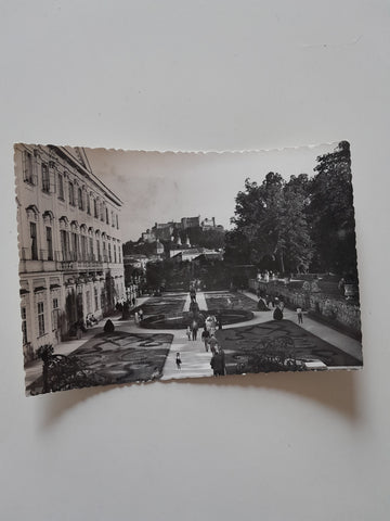 AK Salzburg. Mirabellgarten.
