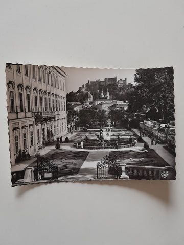 AK Salzburg. Mirabellgarten.