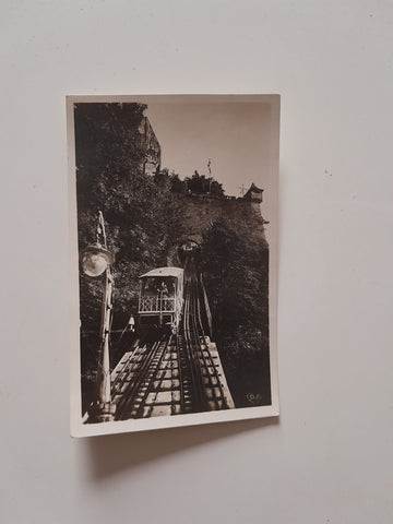 AK Drahltseilbahn auf die Hohensalzburg. (1929)