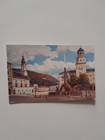 AK Salzburg. Residenzplatz mit Hofbrunnen und Glockenspiel.
