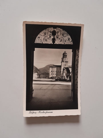 AK Salzburg. Residenzbrunnen.