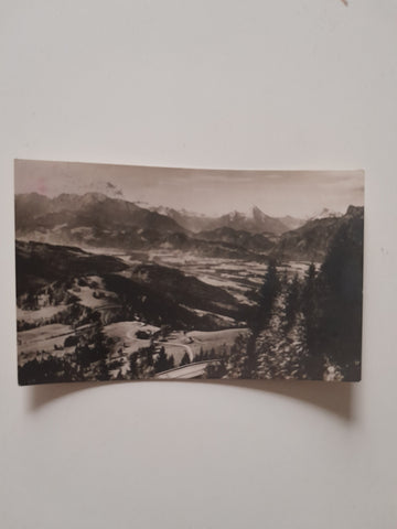 AK Gaisbergspitze. Steinbrücke gegen das Gebirge.