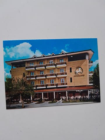 AK Lignano Sabbiadoro. Hotel Ristorante Al Cavallino Bianco, Via del Platani, 88.