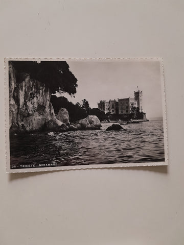 AK Trieste. Castello di Miramare.
