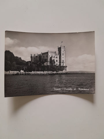 AK Trieste. Castello di Miramare.