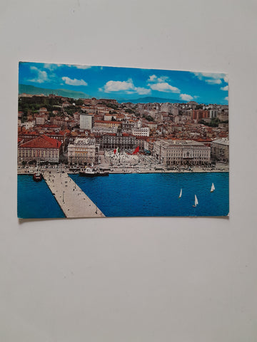 AK Trieste. Le Rive e Piazza Unita d'Italia.