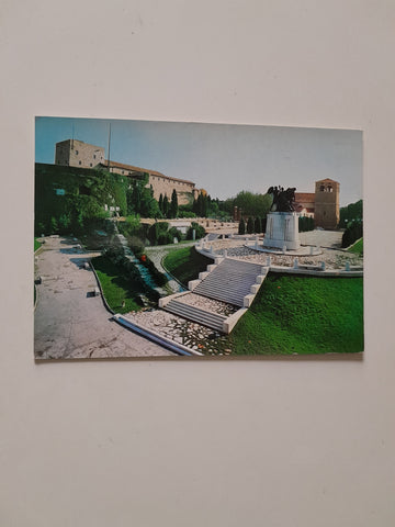 AK Trieste. S. Giusto Momuneto ai Caduti.