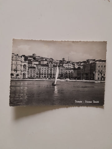 AK Trieste - Piazza Unita.