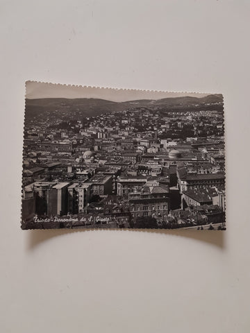 AK Trieste - Panorama da S. Giusto.