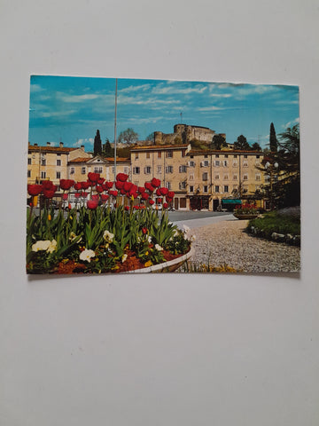 AK Gorizia. Piazza Vittoria e Castello.