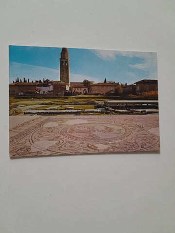 AK Aquileia. Visione degli scavi paleocristiani col Campanile popponiano.