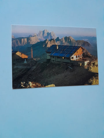 AK Rifugio Lagazuoi. Monte Pelmo.